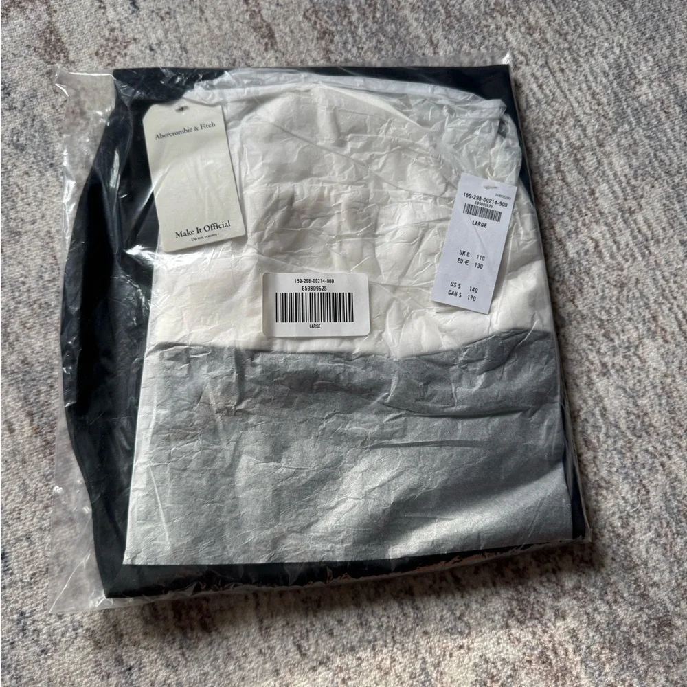 Abercrombie & Fitch brand new